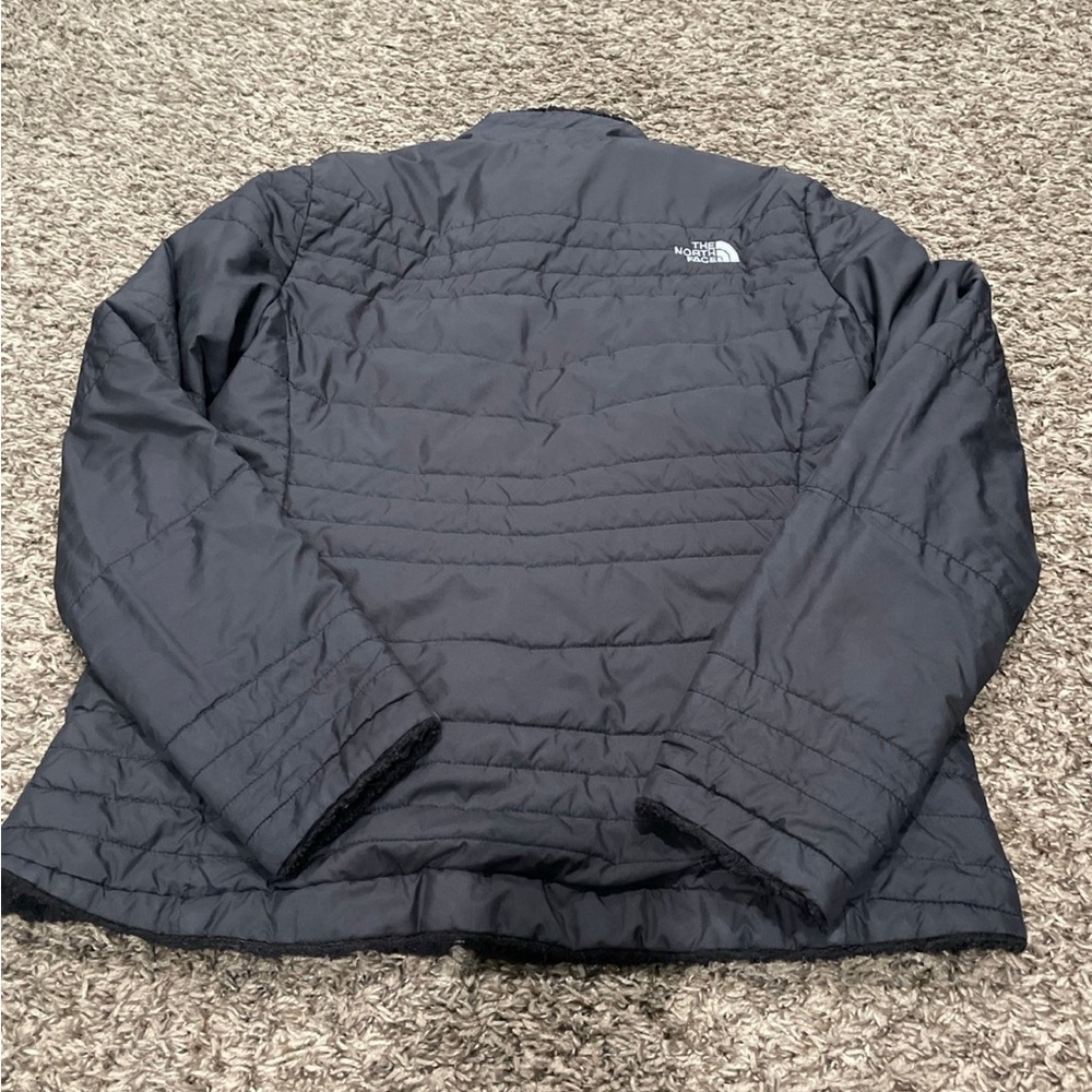 The North face reversible jacket women’s medium - Picture 3 of 6